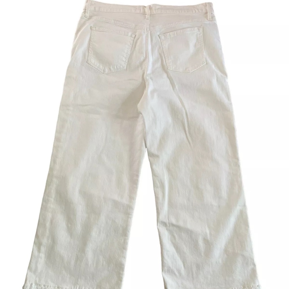 Loft raw edge cropped pants — SUPER cute and FLATTERING!